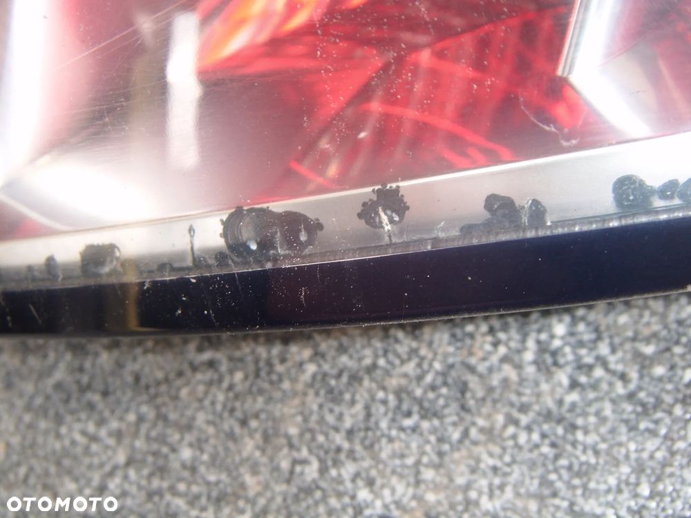 opel astra h 09r GTC  lampa prawy  tył - 2