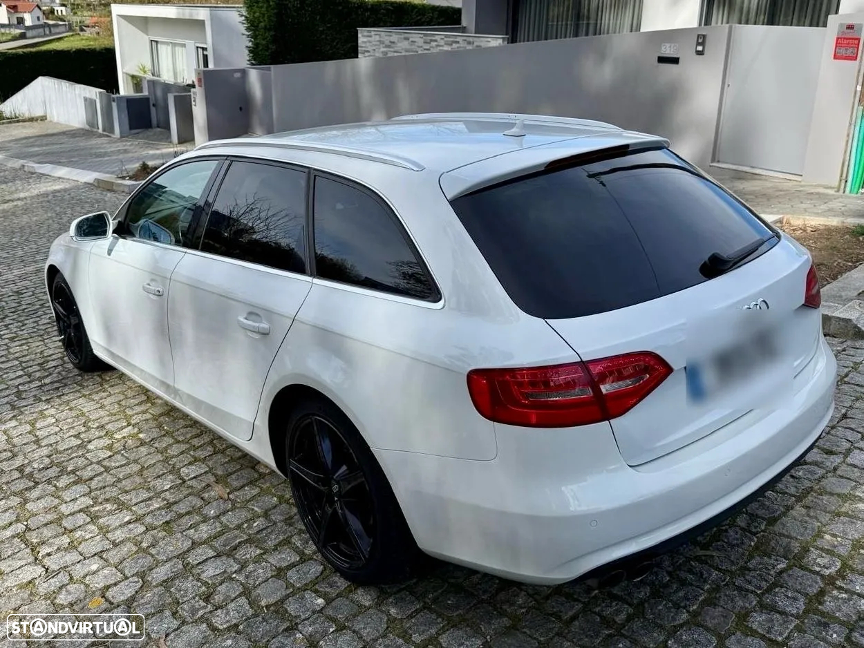 Audi A4 Avant 2.0 TDI Business Line Sport - 9