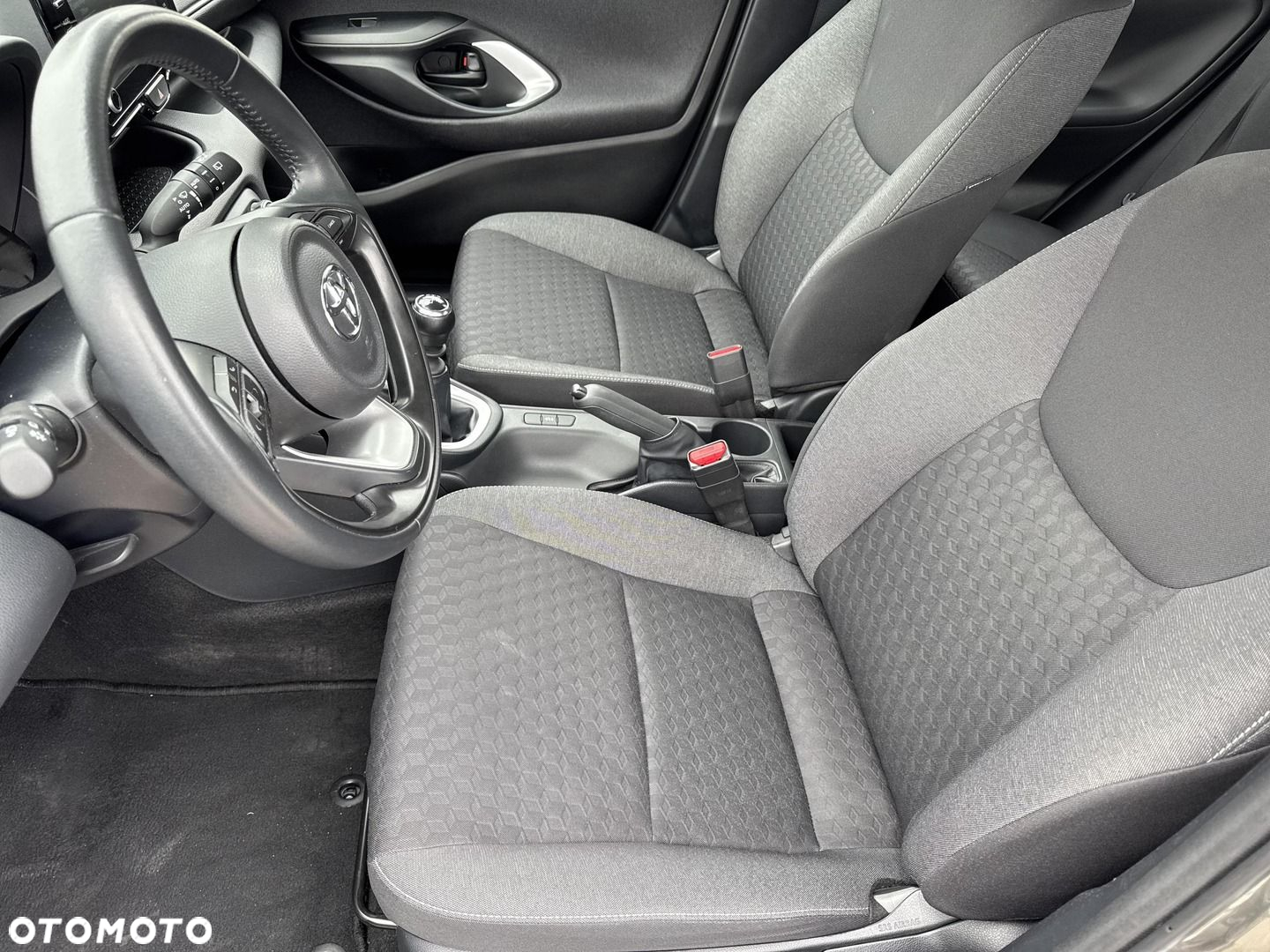 Toyota Yaris - 9