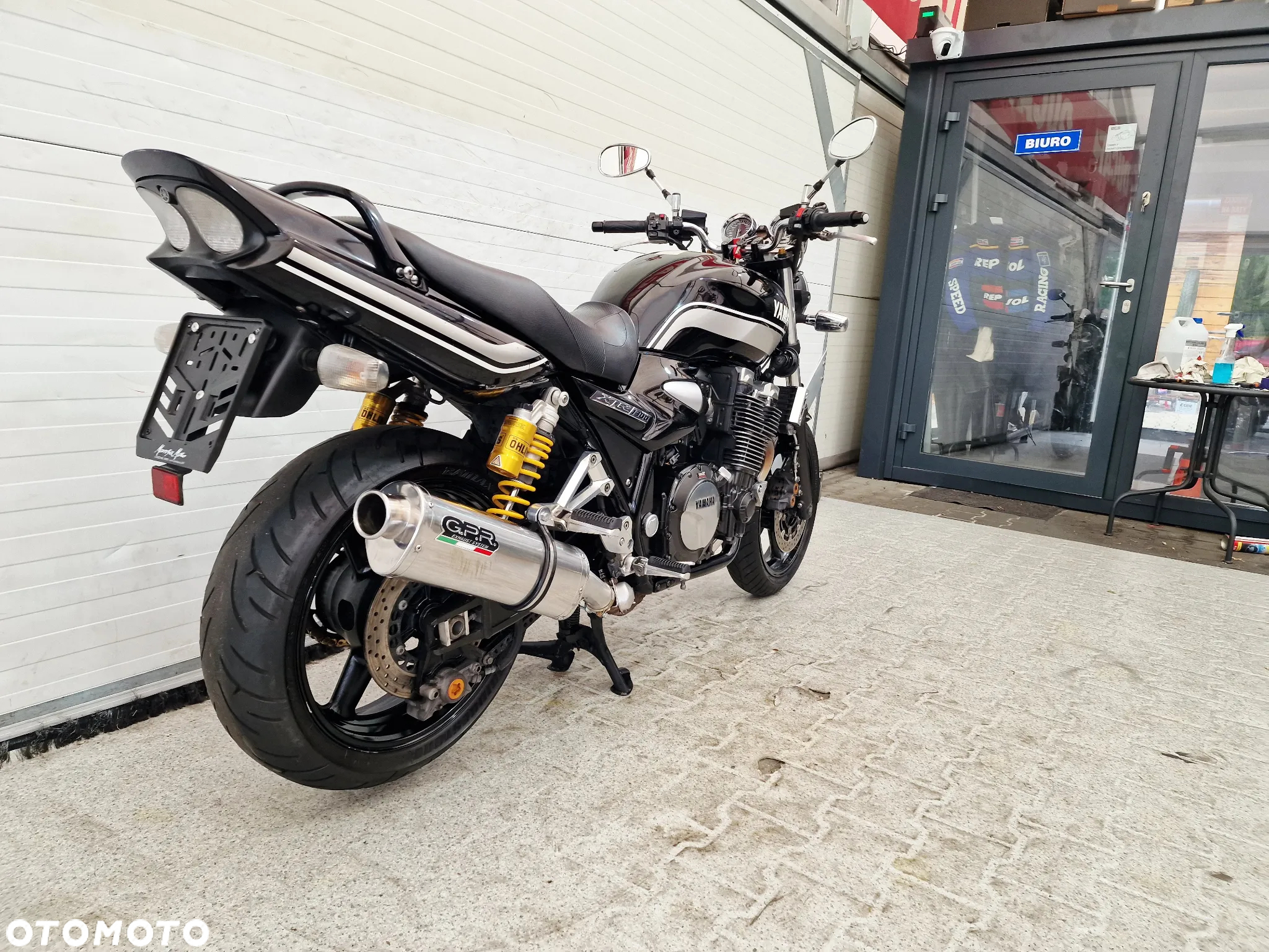 Yamaha XJR - 20