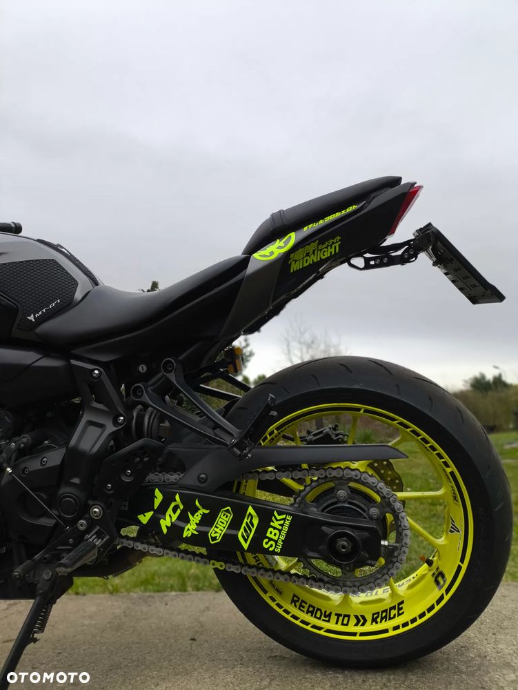Yamaha MT - 8