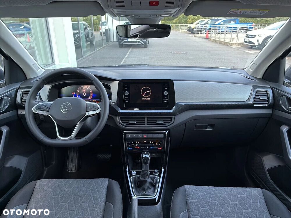 Volkswagen T-Cross - 11