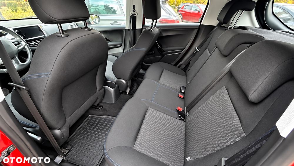 Peugeot 208 - 9