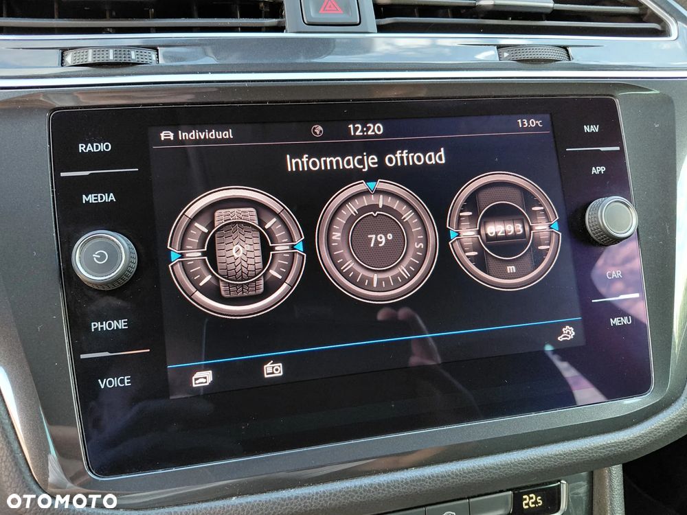 Volkswagen Tiguan - 24