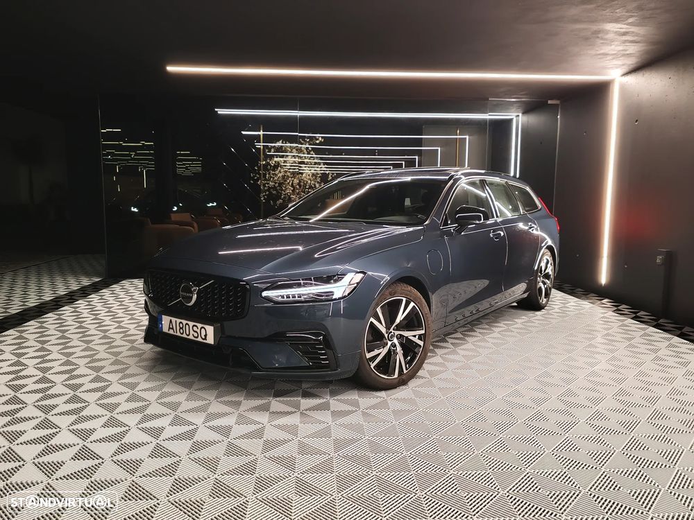 Volvo V90 2.0 T8 PHEV R-Design Expression AWD - 1