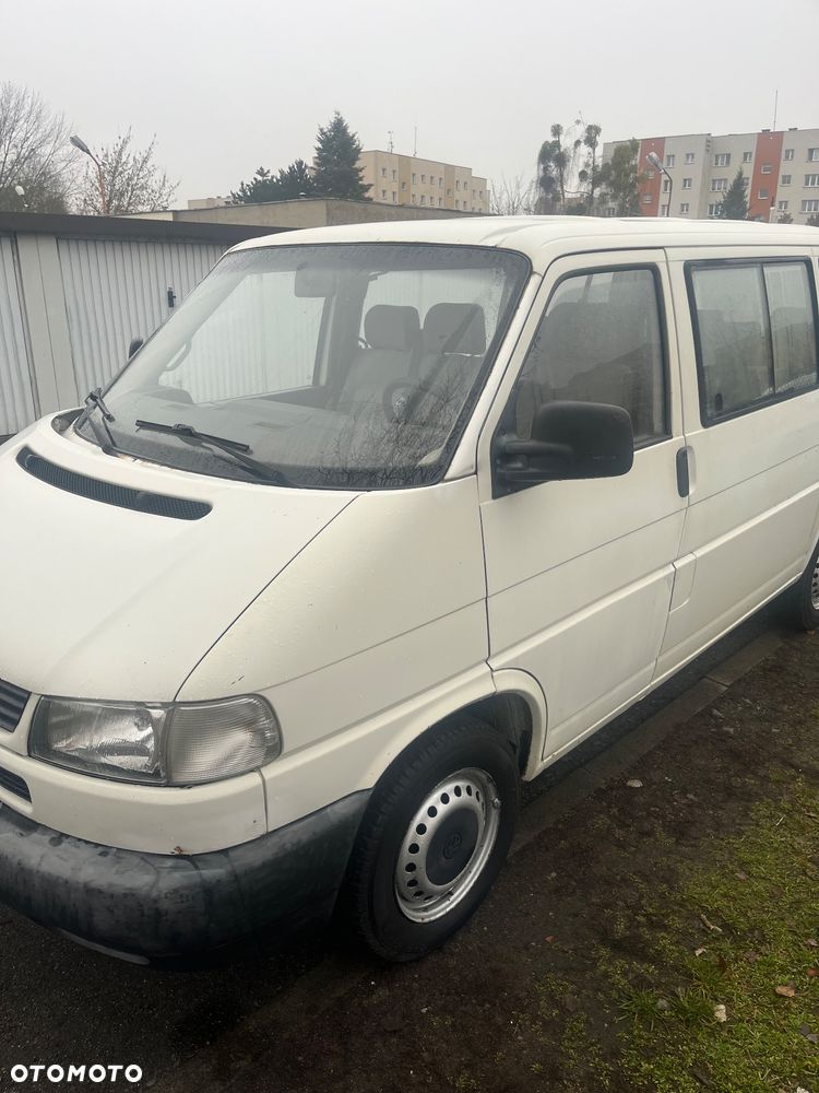 Volkswagen Caravelle Basis / CL - 13