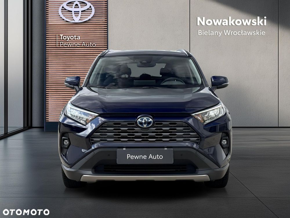 Toyota RAV4 - 6