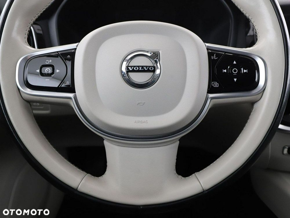 Volvo V60 B4 D Geartronic Momentum Pro - 22