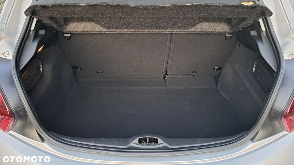 Peugeot 208 1.2 PureTech Allure - 21
