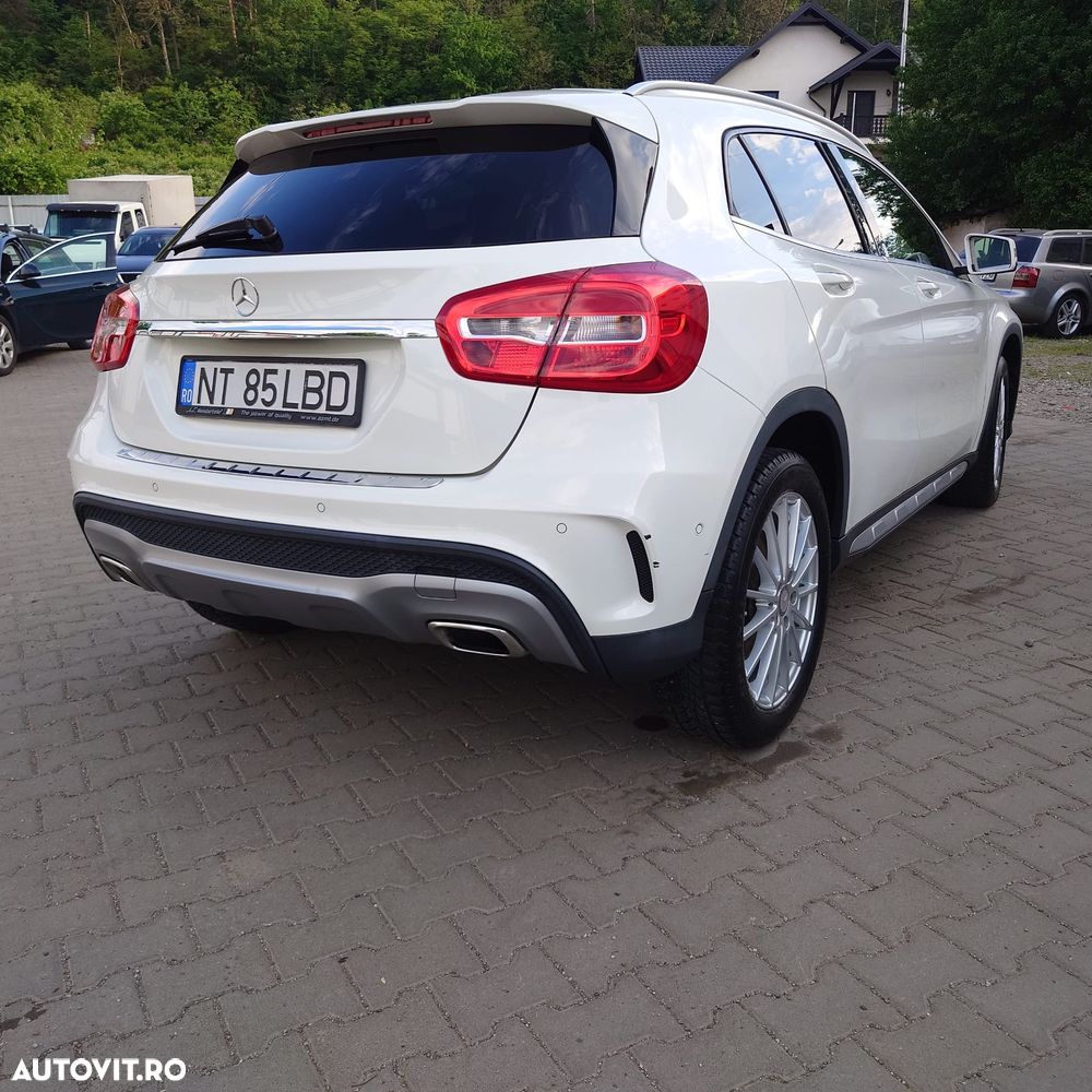 Mercedes-Benz GLA 220 CDI 4MATIC 7G-DCT AMG Line - 4
