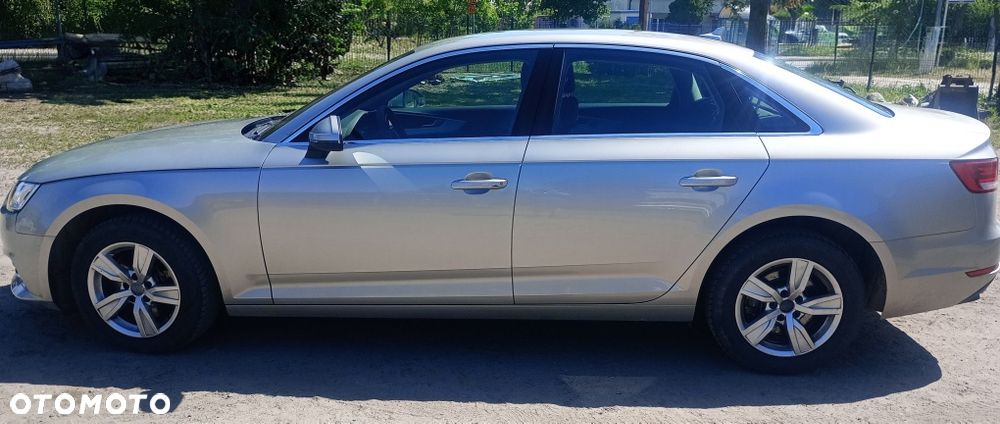 Audi A4 Limousine - 2