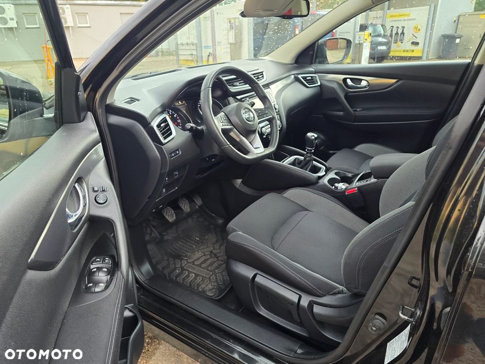 Nissan Qashqai 1.2 DIG-T N-Connecta EU6 - 20