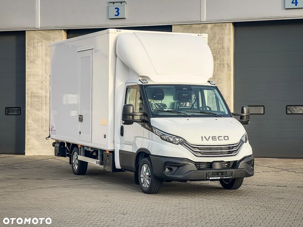 Iveco 35S18HA8 3.0 Diesel 180KM KONTENER 8EPAL + WINDA - 4
