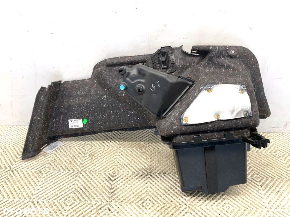 BOCZEK BAGAŻNIKA LEWY  BMW 5 (G30, F90) 2016 - 2022 530 e Plug-in-Hybrid 135 kW [184 KM] Hybryda - 2