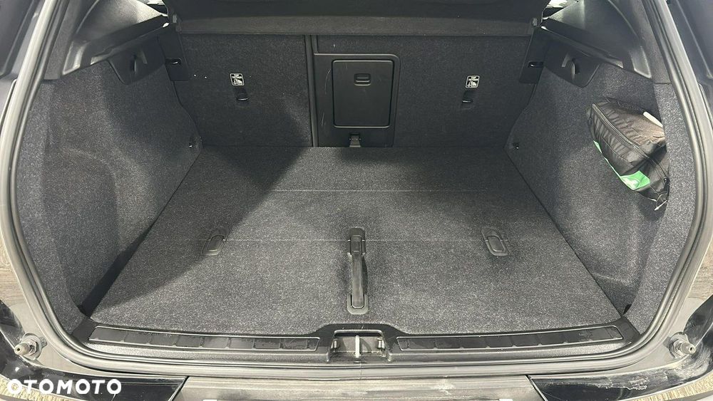 Volvo XC 40 B3 Plus Bright - 11