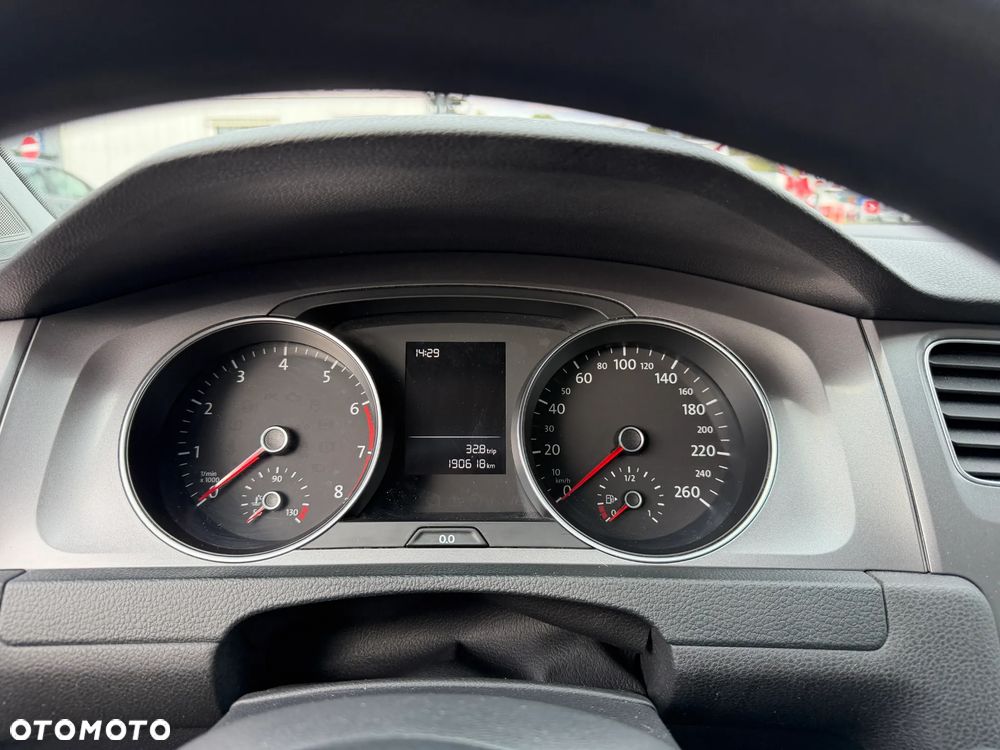 Volkswagen Golf 1.2 TSI BMT Trendline - 25