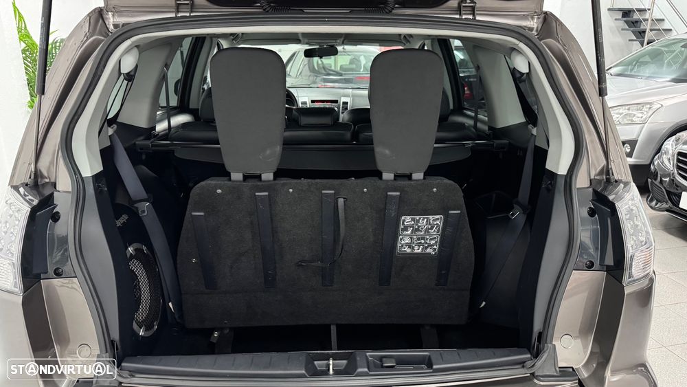 Mitsubishi Outlander 2.2 DI-D Instyle 4WD - 36