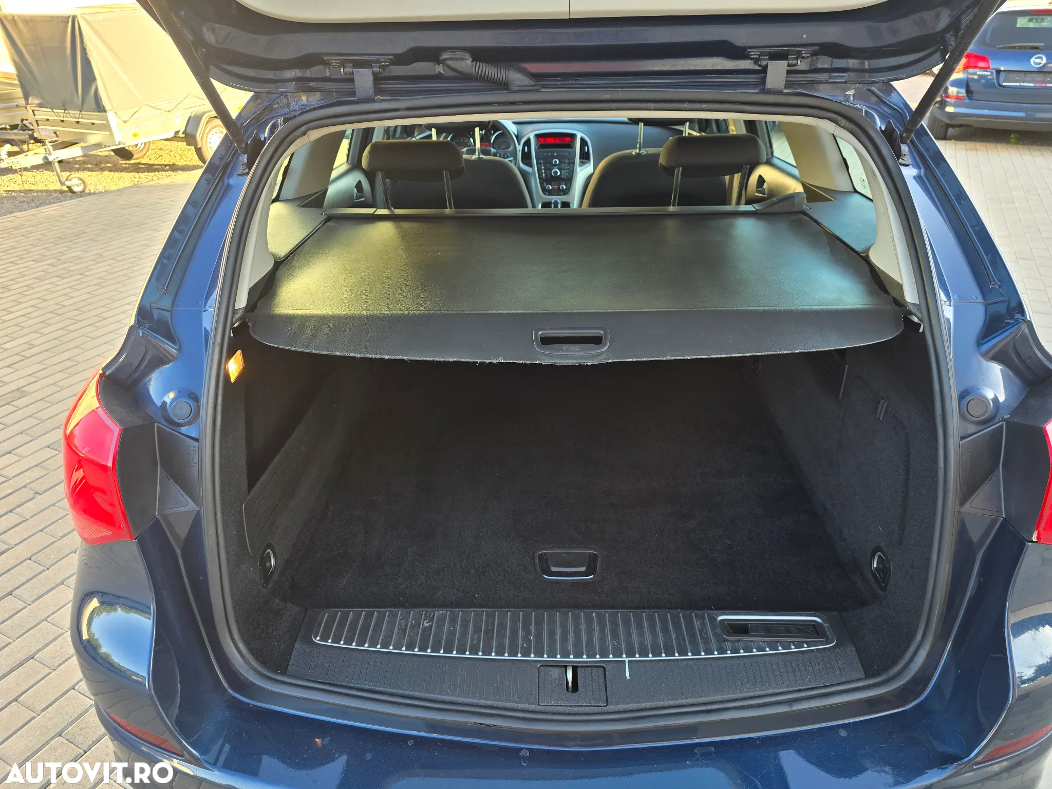 Opel Astra 1.4 EcoFLEX Edition - 11