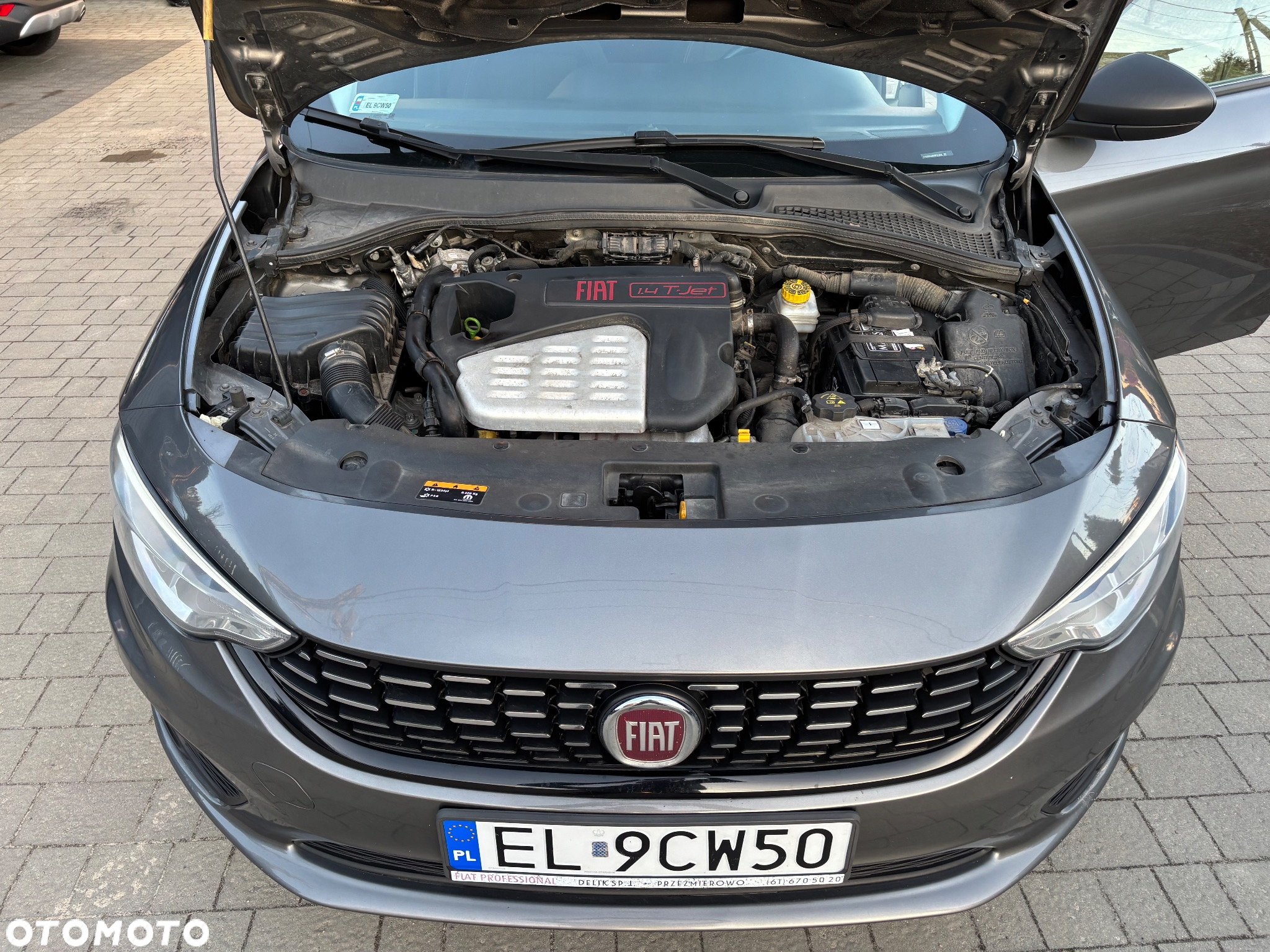 Fiat Tipo 1.4 T-Jet 16v Lounge - 16