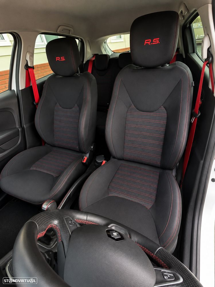 Renault Clio 1.6 T RS Trophy EDC - 10
