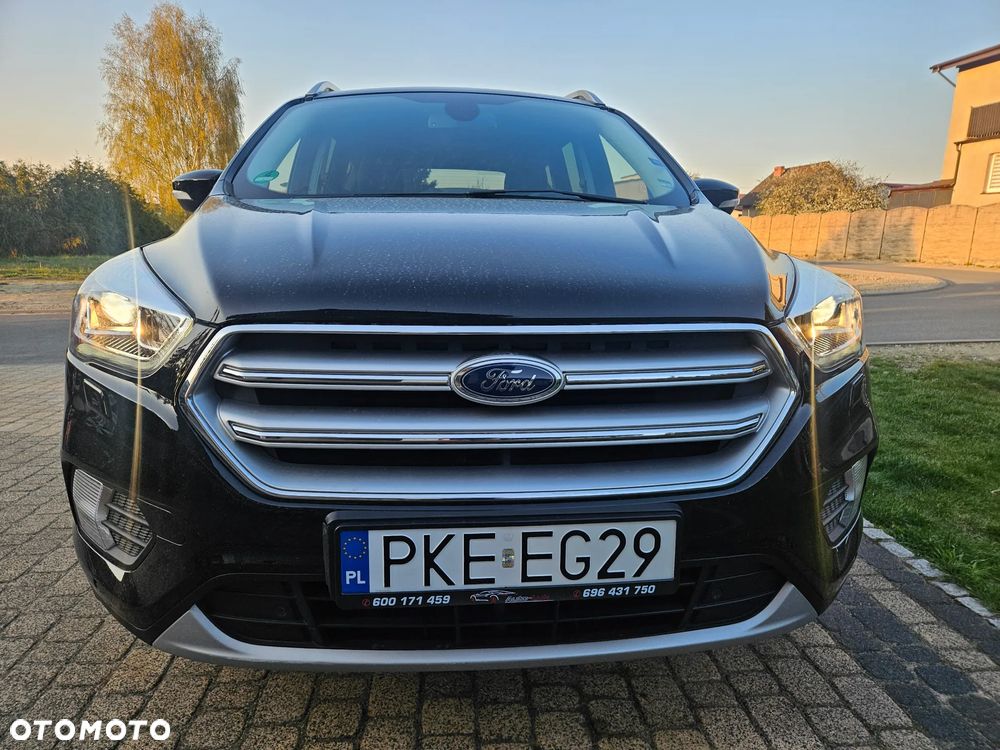Ford Kuga 1.5 EcoBoost 2x4 Titanium - 19