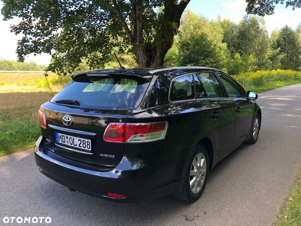 Toyota Avensis 2.0 D-4D PowerBoost Style - 9