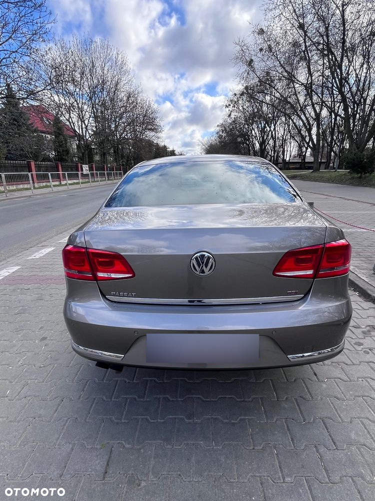 Volkswagen Passat 1.8 TSI Comfortline - 6