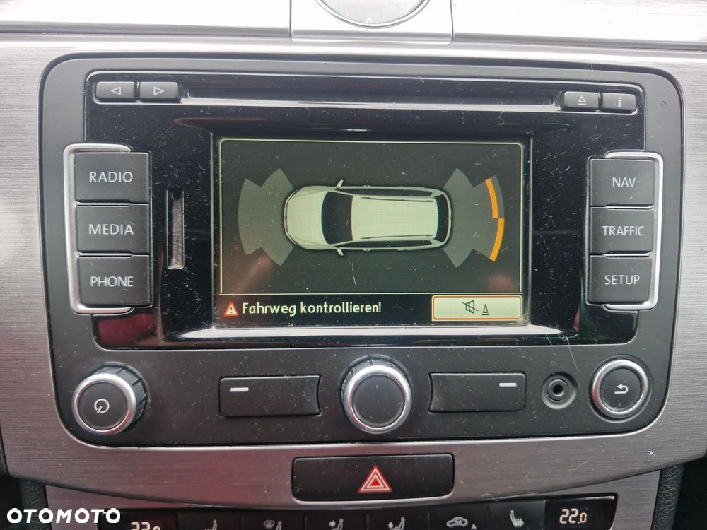 Volkswagen Passat 2.0 TDI DPF BlueMotion Technology Trendline - 38