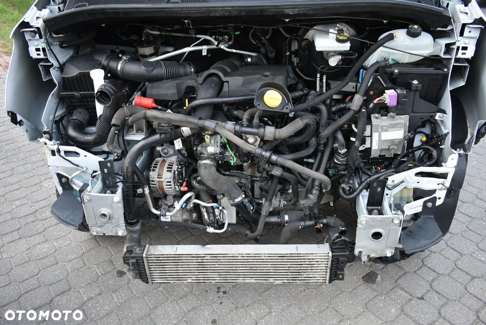 Renault MASTER L3H2 2023/2024 - 8