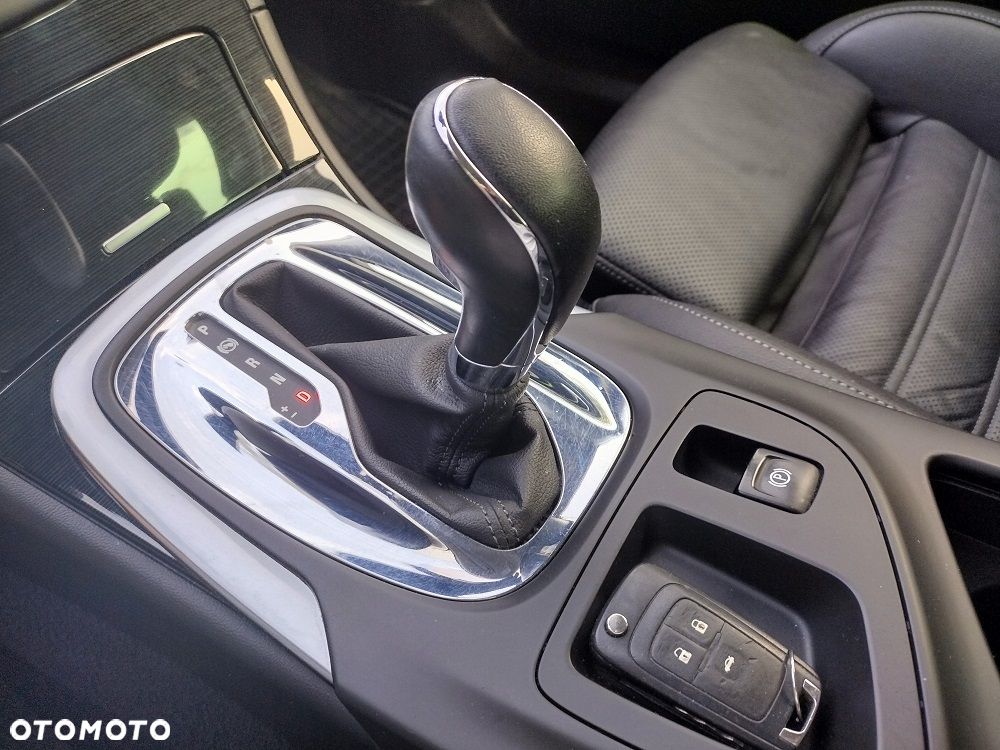 Opel Insignia 2.0 CDTI - 26