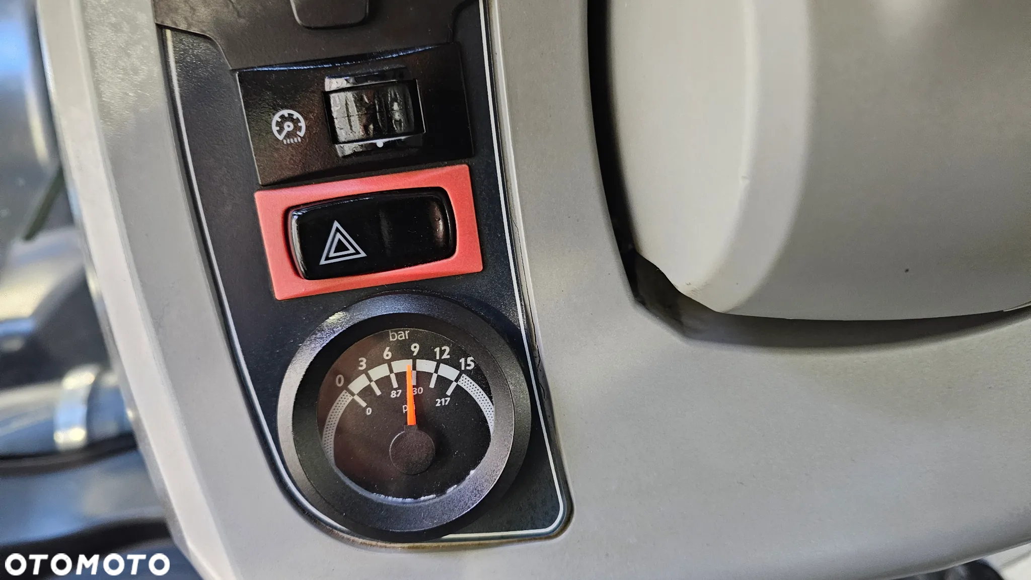 Valtra T 154 Active Biała Perła T174 Versu pod GPS N154 Versu - 15
