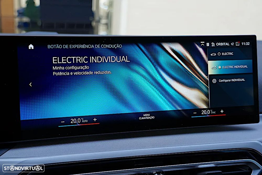 BMW 320 e Touring Corporate Edition Auto - 37