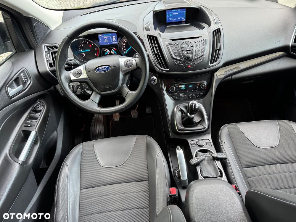 Ford Kuga 2.0 TDCi 4x4 Titanium - 31