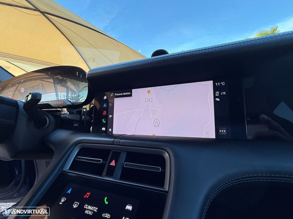 Porsche Taycan 4S - 35