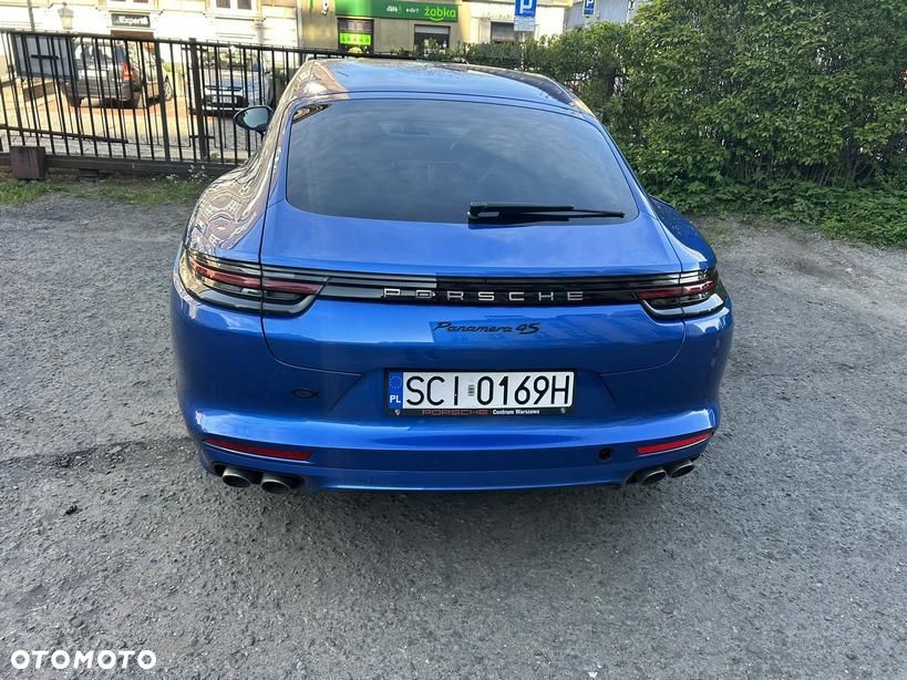 Porsche Panamera - 3