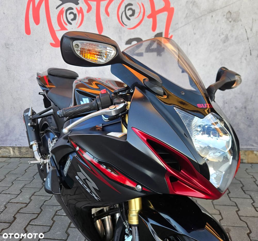 Suzuki GSX-R - 16