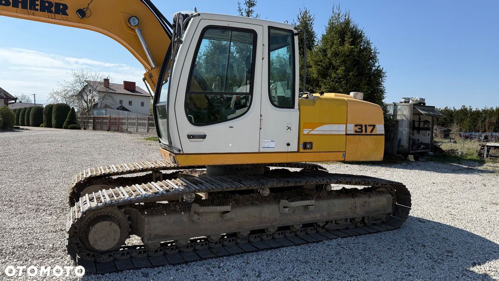 Liebherr R317 - 2
