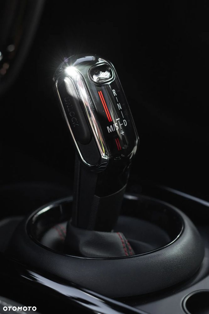 MINI John Cooper Works ALL4 sport - 13