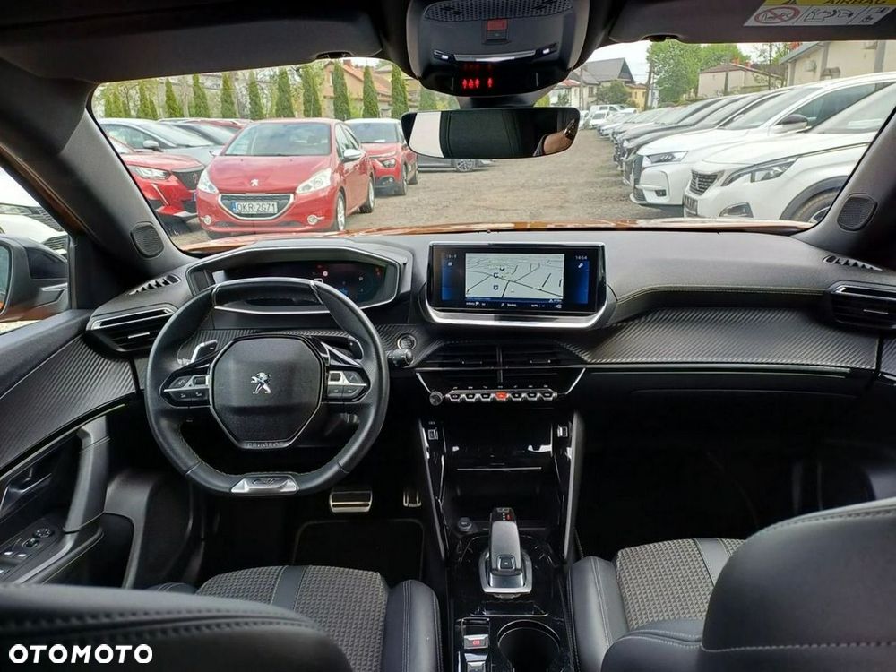 Peugeot 2008 PureTech 130 EAT8 GT Pack - 21