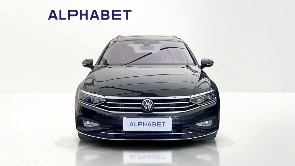 Volkswagen Passat - 8