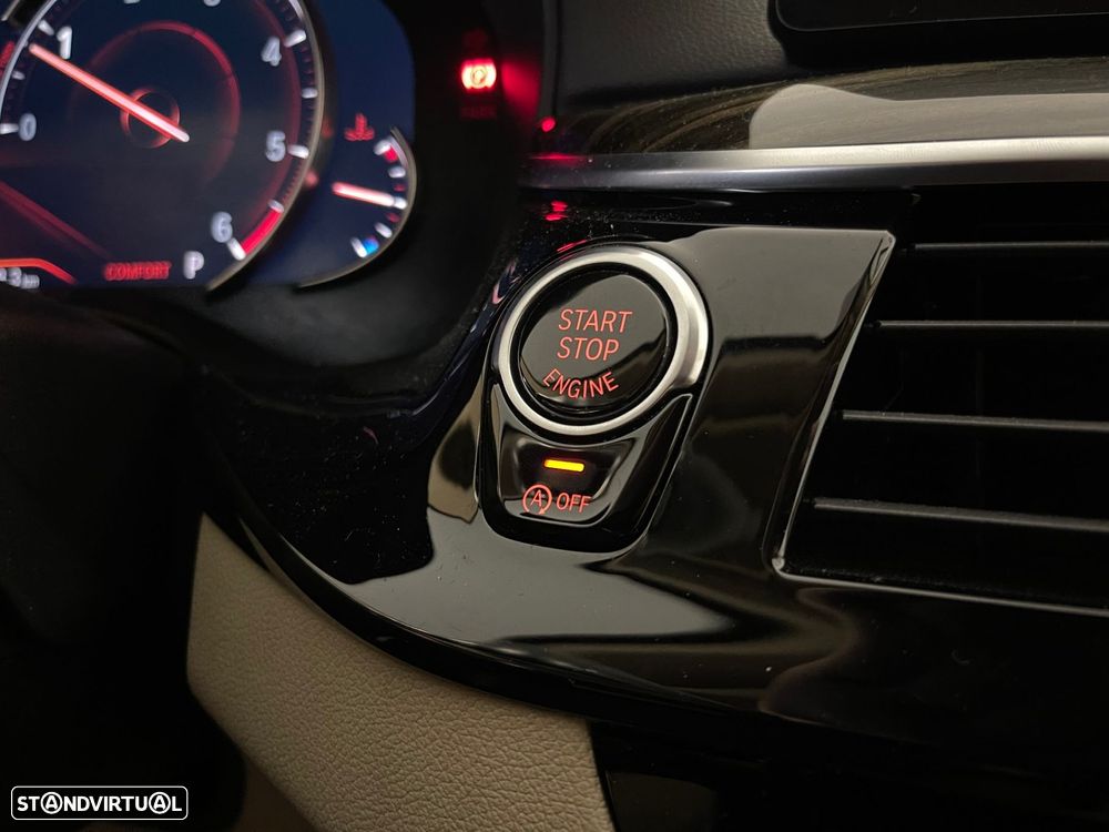 BMW 520 d Line Luxury Auto - 40