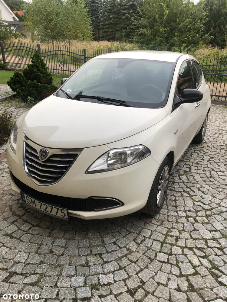 Lancia Ypsilon 1.2 8V Elefantino S&S - 4