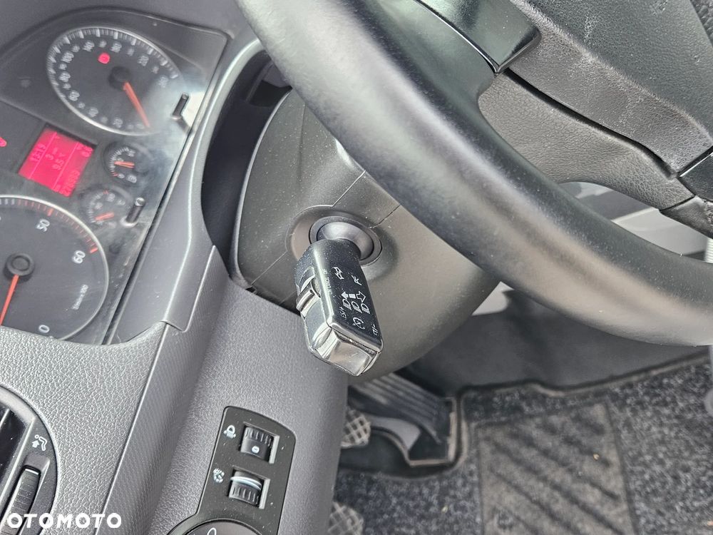 Volkswagen CADDY - 10