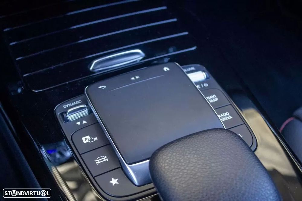 Mercedes-Benz A 200 AMG Line Aut. - 18