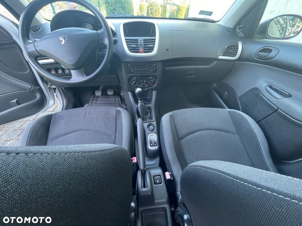 Peugeot 206 plus 1.4 Presence - 11