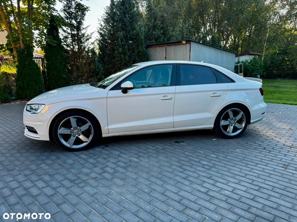 Audi A3 Limousine 2015 photo 4