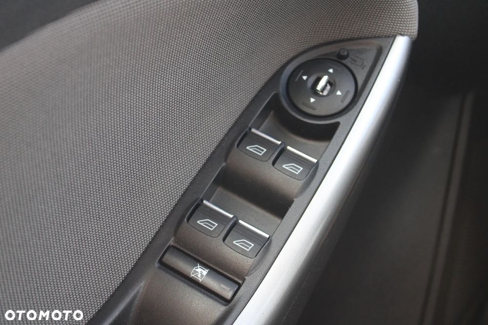 Ford Focus 1.0 EcoBoost STart-Stopp-System TITANIUM - 26