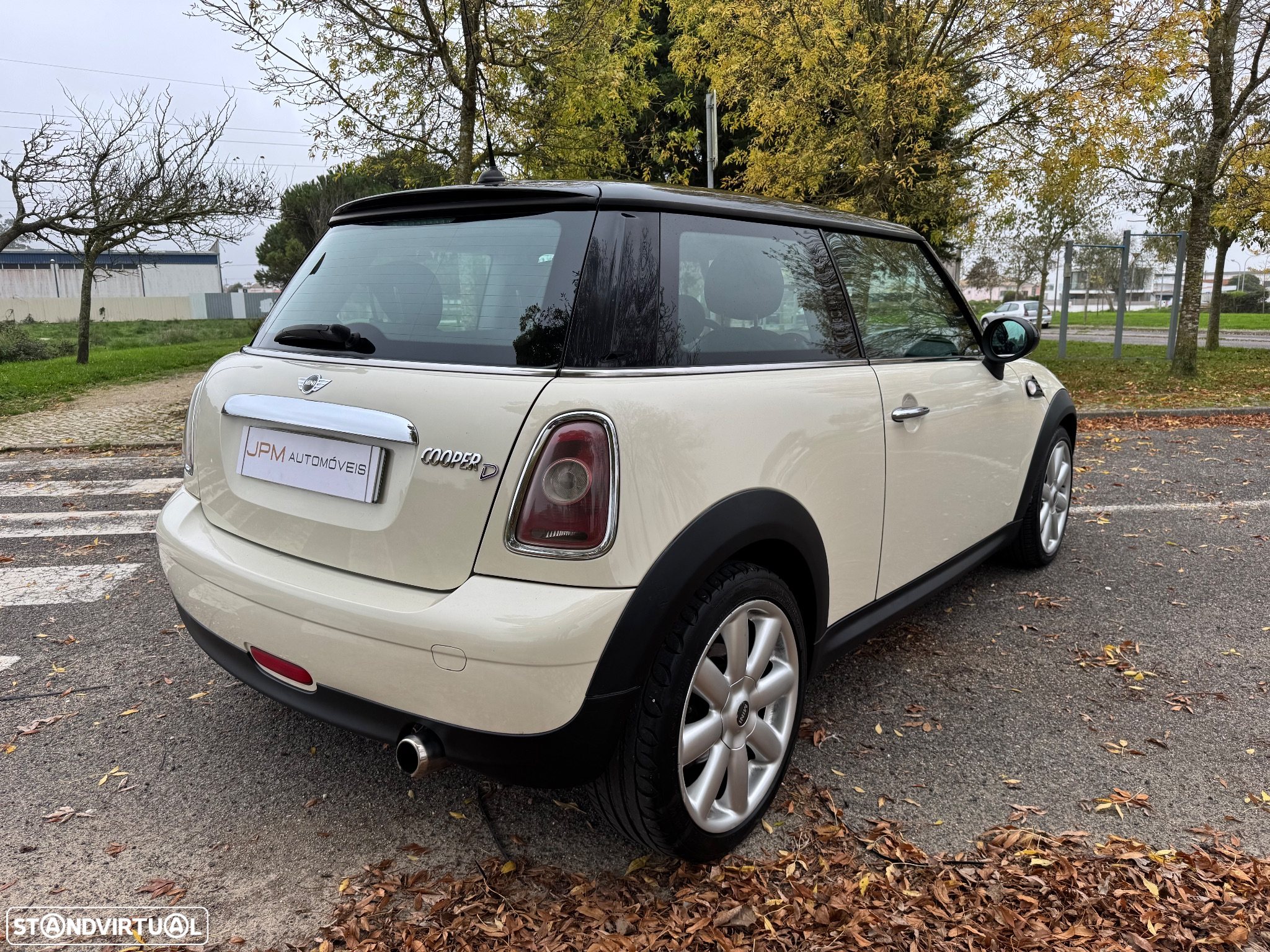 MINI 3 Portas Cooper D - 4