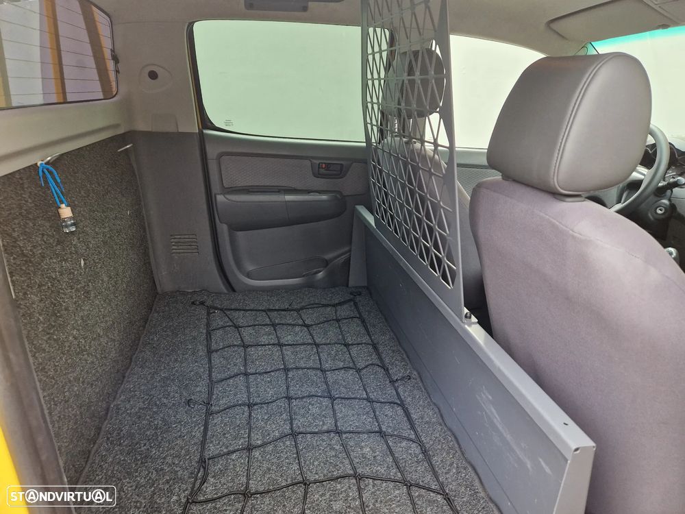Toyota Hilux 4x4 Cabine Dupla - 6