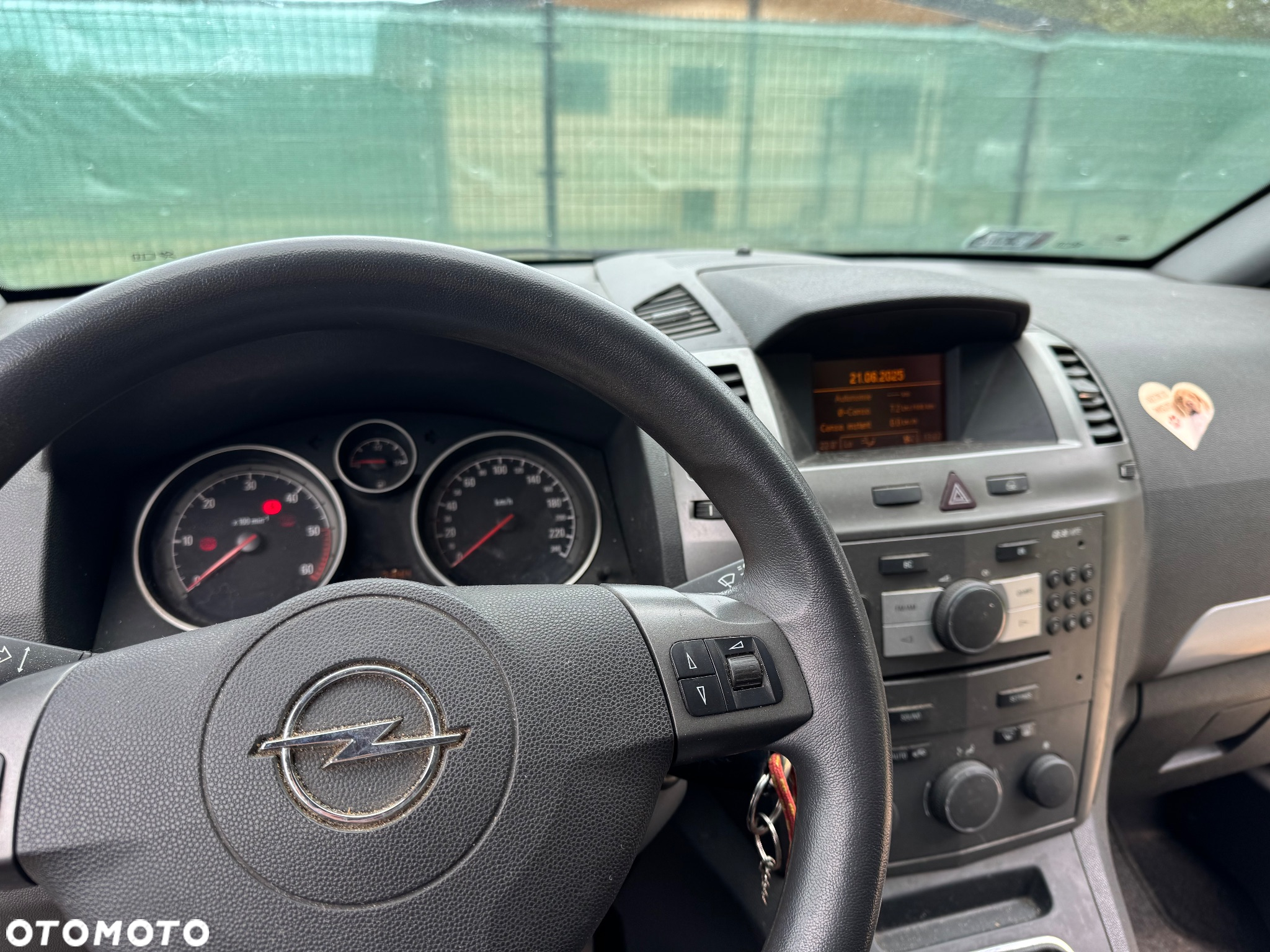 Opel Zafira - 9